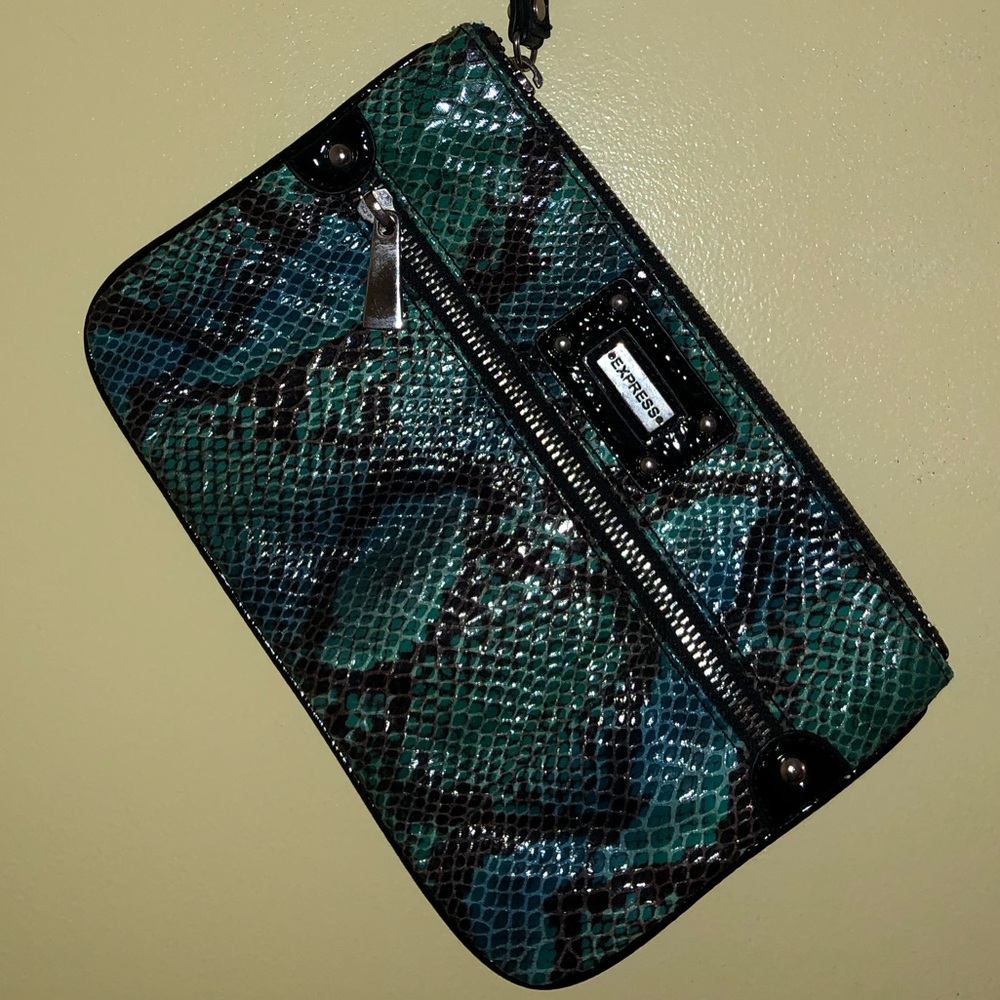 Clutch from Express